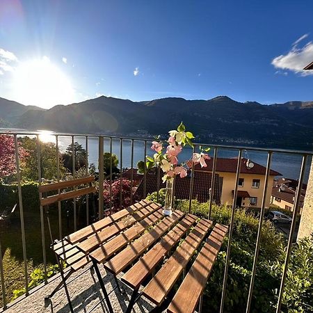 レッツェノCasa Caterinaアパートメント エクステリア 写真