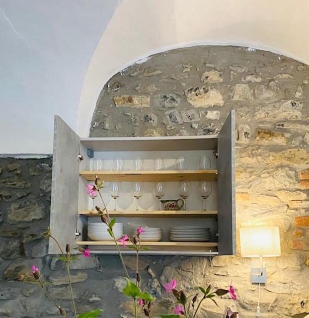 レッツェノCasa Caterinaアパートメント エクステリア 写真