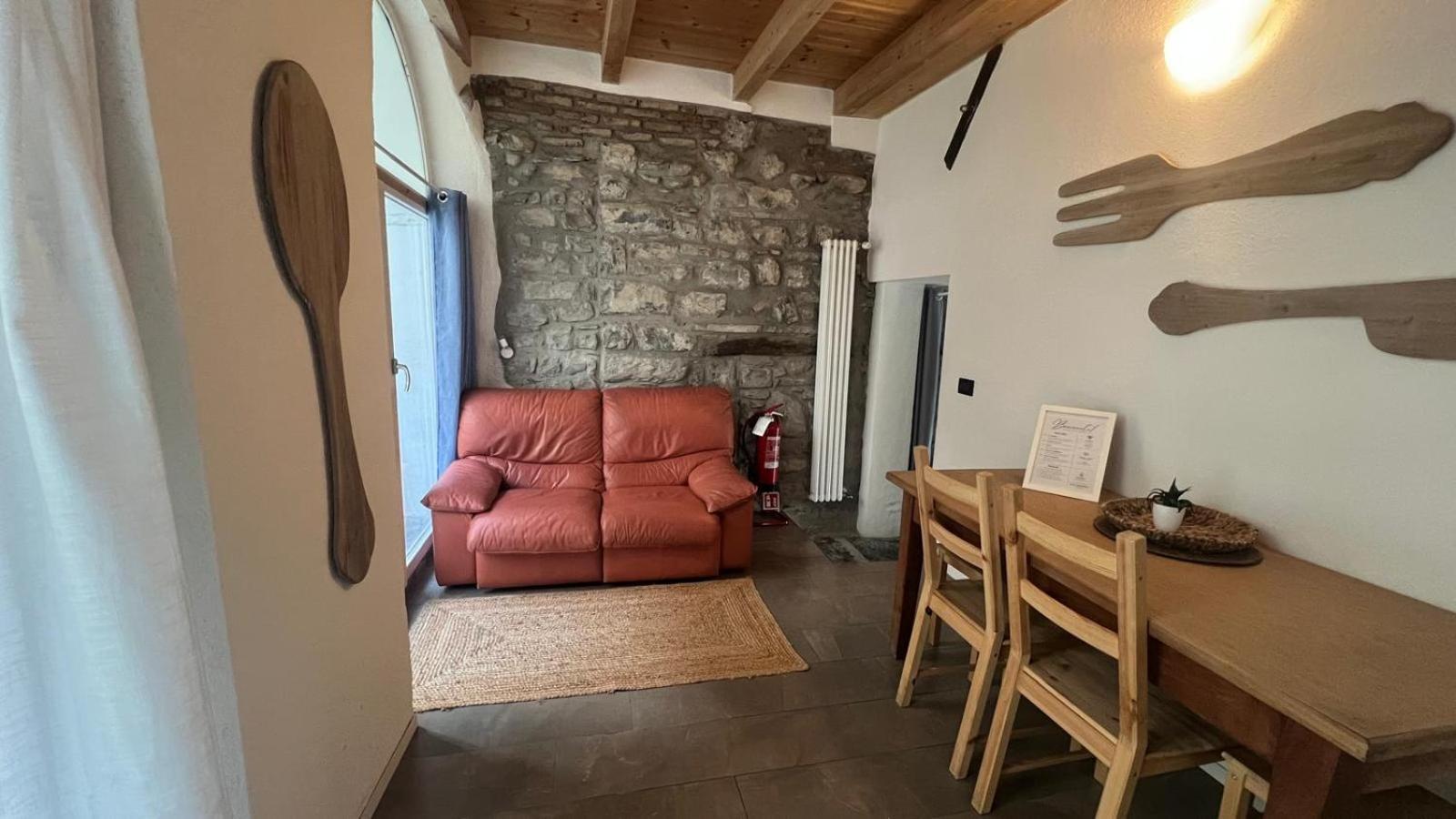 レッツェノCasa Caterinaアパートメント エクステリア 写真